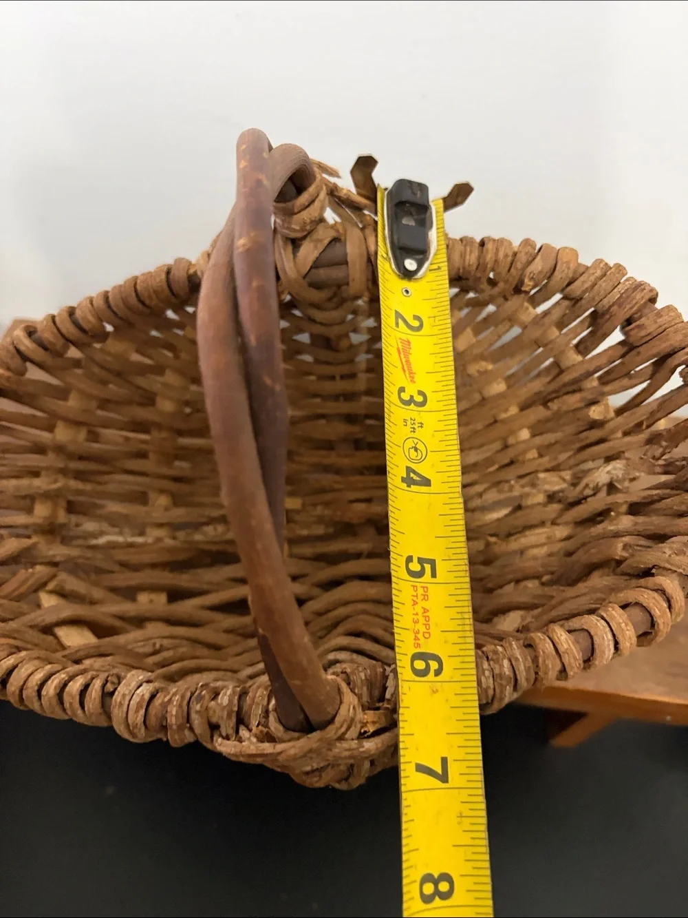 Gods Eye Woven grapevine Basket with Handle - Brown